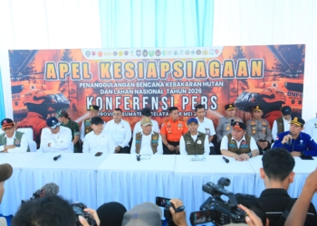 Herman Deru Dampingi Menko Polkam Pimpin Apel Kesiapsiagaan Karhutla 2026 di Sumsel