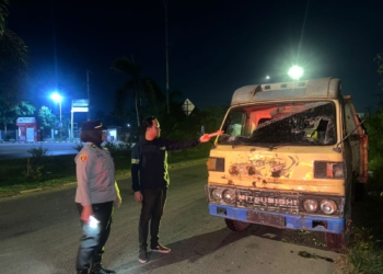 Tegur Penyerobot Antrean Solar, Sopir Truk Tewas Dikeroyok di Palembang, Tujuh Pelaku Diburu Polisi
