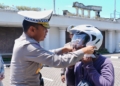 Pengendara Motor Tak Pakai Helm SNI Terancam Sanksi Ini