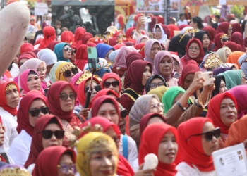 Sumsel Pecahkan Rekor MURI Parade Perempuan Berbusana Songket Terbanyak di Kebaya Nasional 2026