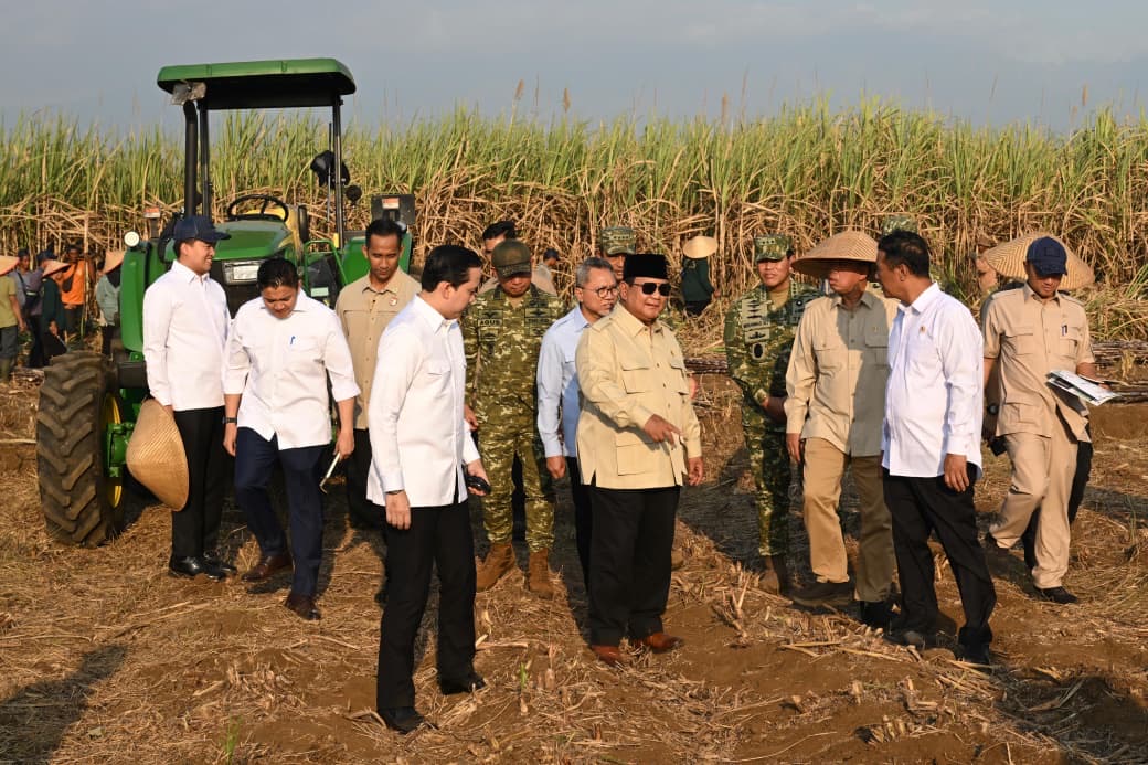 Dampingi Presiden Prabowo Panen Raya di Malang, Nusron Wahid: Ketahanan Pangan Butuh Kepastian Hukum Tanah