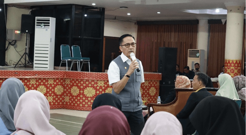 Ratu Dewa Beri Kuliah Iftitah di UIN Raden Fatah Palembang