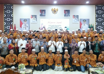 Ratu Dewa Berangkatkan 88 Jemaah Umroh, Dari Juara MTQ Hingga Pendonor Darah 100 Kali